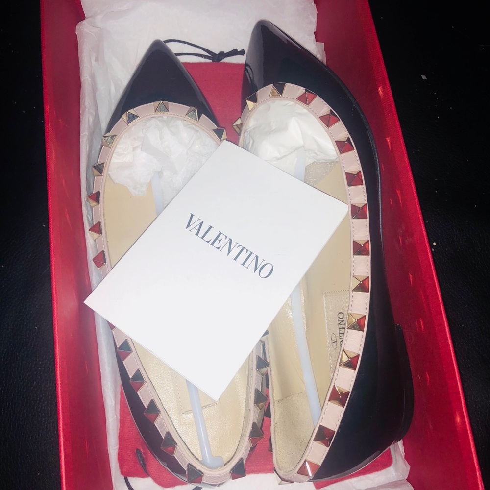 Authentic Valentino Flats